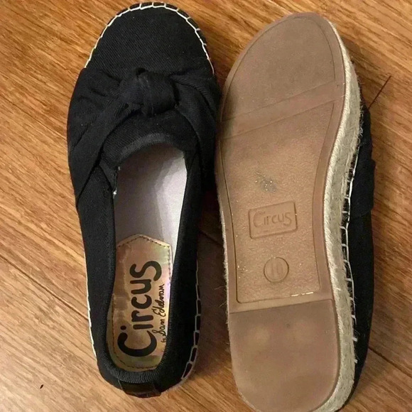 Circus by Sam Edelman black espadrille - size 10 - front bow - great condition - Picture 5 of 5